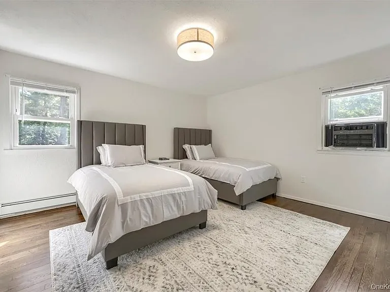 31 Gleason Dr — Photo 14