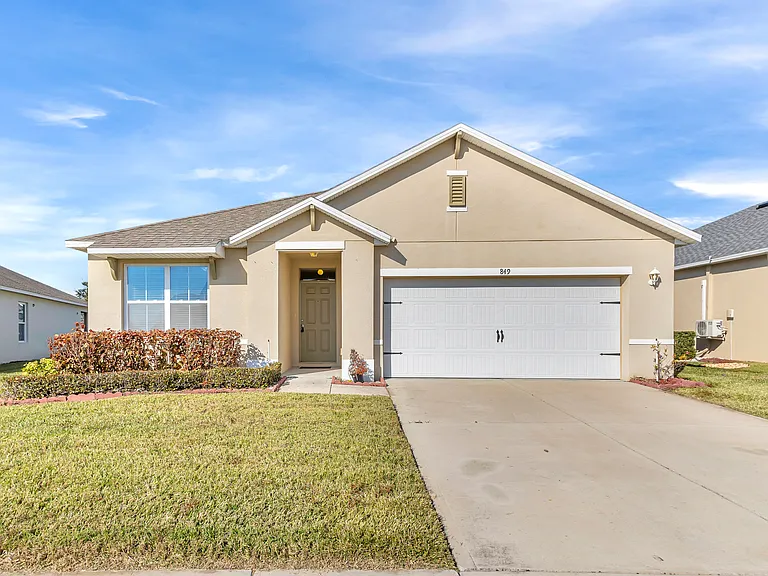 849 Sheen Cir — Photo 1