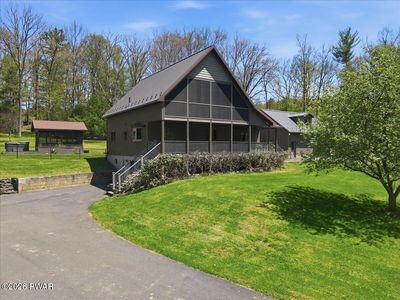 70 Bowling Center Ln, Hawley, PA, 18428