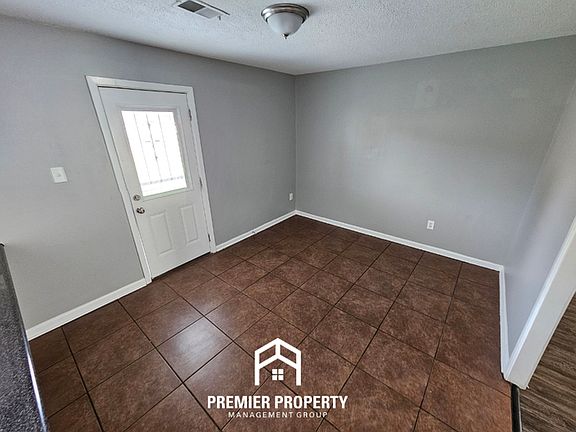 4th image of 3475 Kirby Terrace Dr