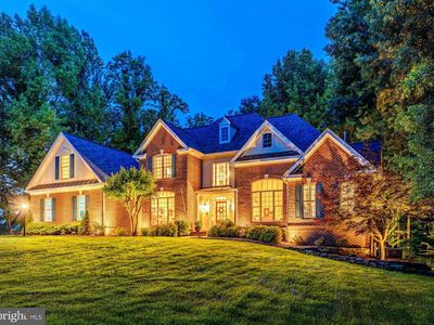 11709 Pine Tree Dr, Fairfax, VA, 22033