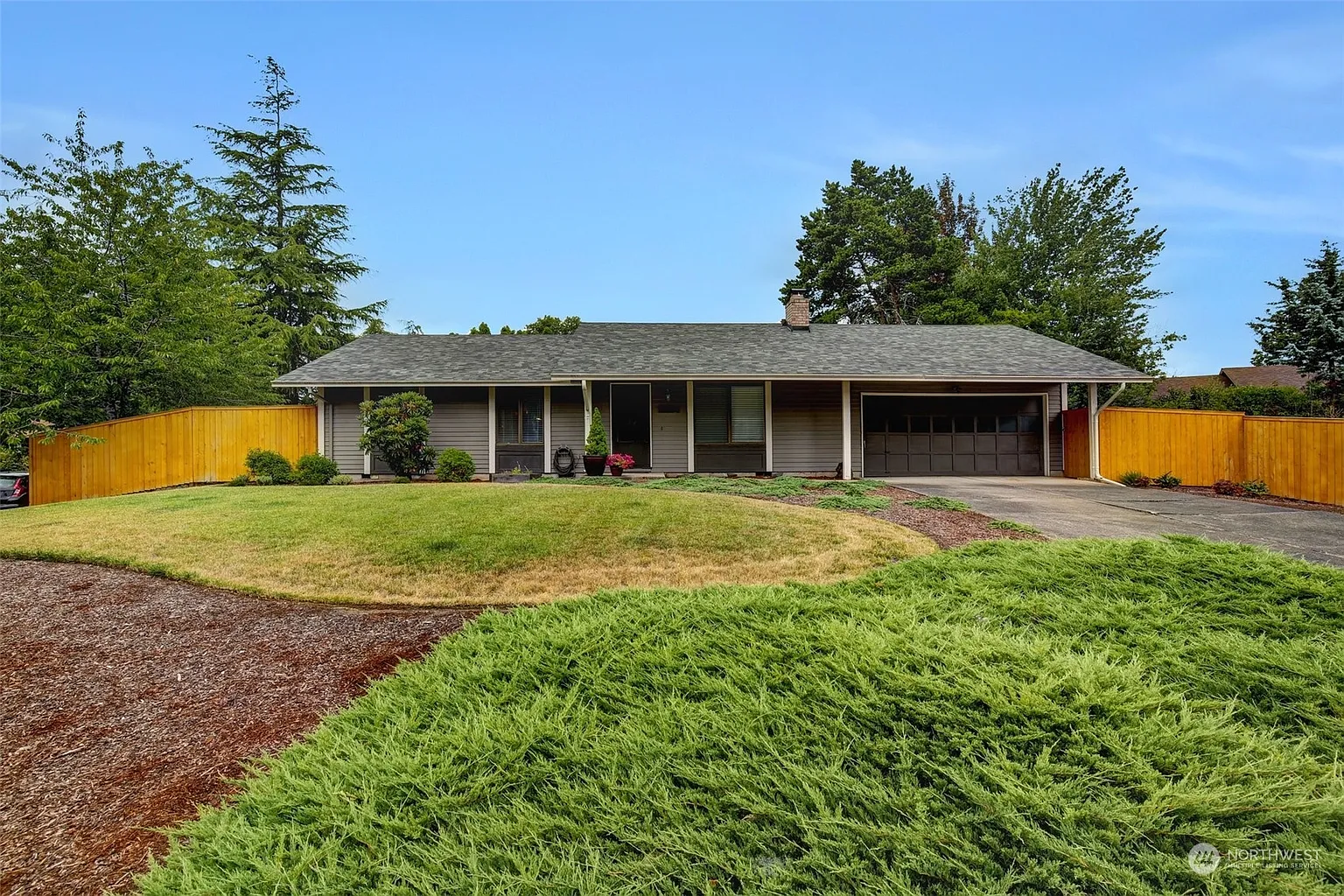 10104 NE 5th Way photo 1