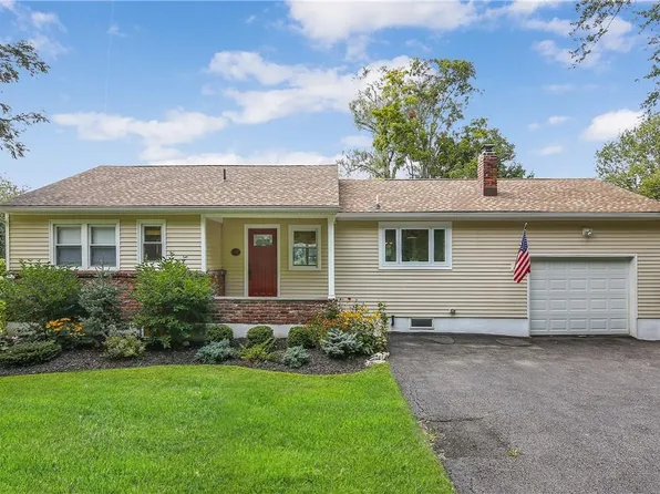 397 Barrett Hill Road, Mahopac, NY 10541