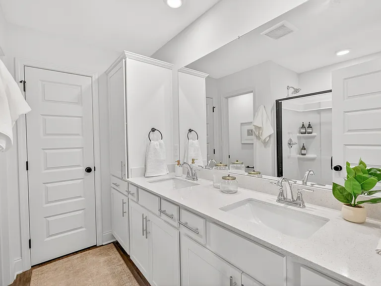 Residences At Hardin Valley — Photo 14
