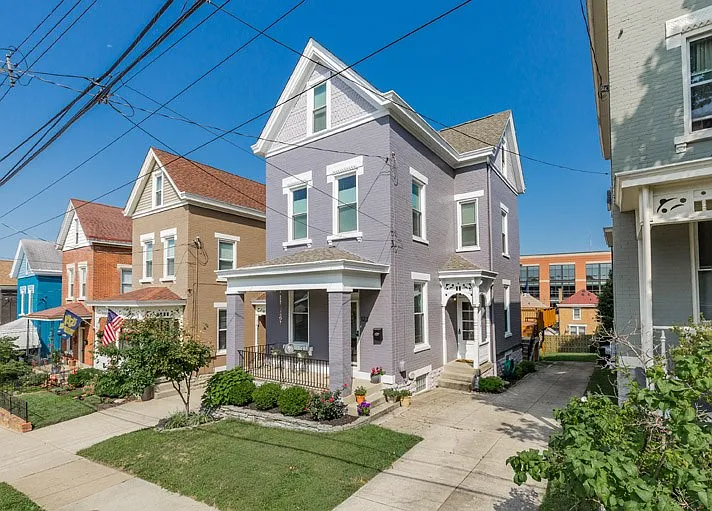 123 Ross Ave photo 1