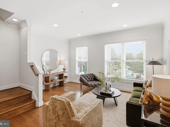 2881 Chancellors Way NE, Washington, DC 20017