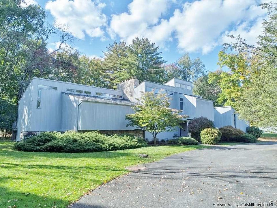 160 Arnold Dr, Kingston, NY 12401 Zillow