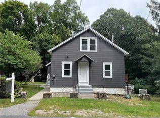 50 2nd Ave, Cumberland, RI 02864