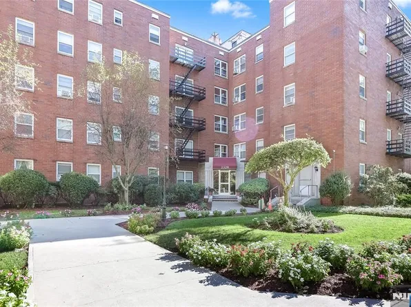2320 Linwood Ave APT 4B, Fort Lee, NJ 07024
