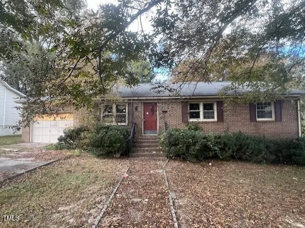 315 Davis St, Henderson, NC 27536