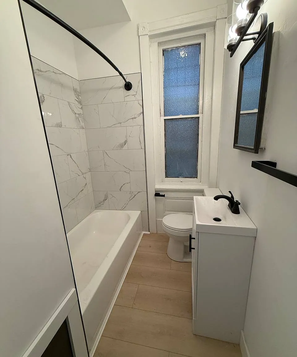 2 bed, 900 sqft, $1,650 — Photo 3