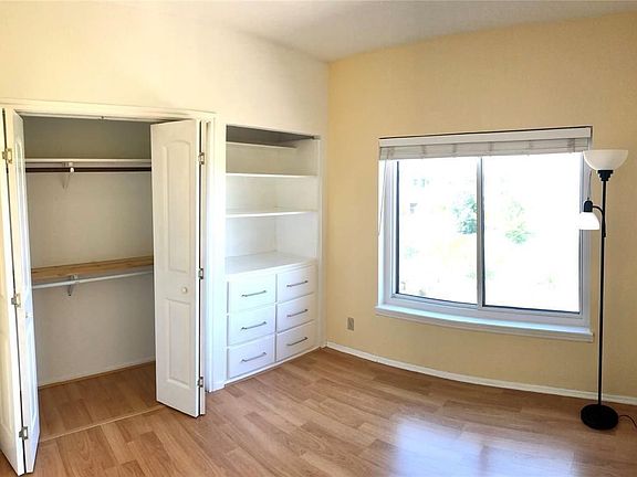 3rd image of 2213 S Braeswood Blvd APT 12D