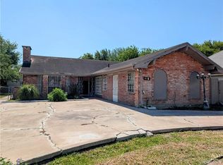 605 S 8th St, Hidalgo, TX 78557