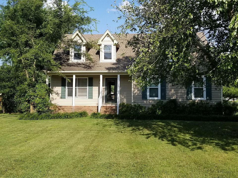 1st image of 2217 Sassafras Dr