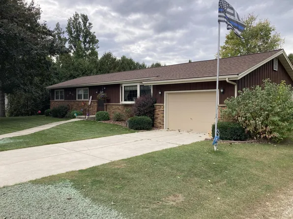 526 North 10th STREET, Oostburg, WI 53070