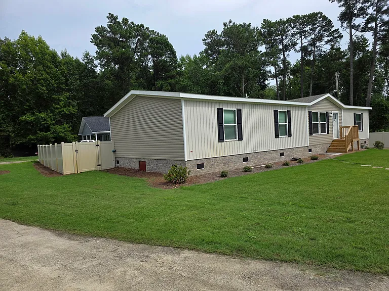 Privacy fence