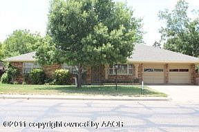 2nd image of 3412 Hawthorne Dr