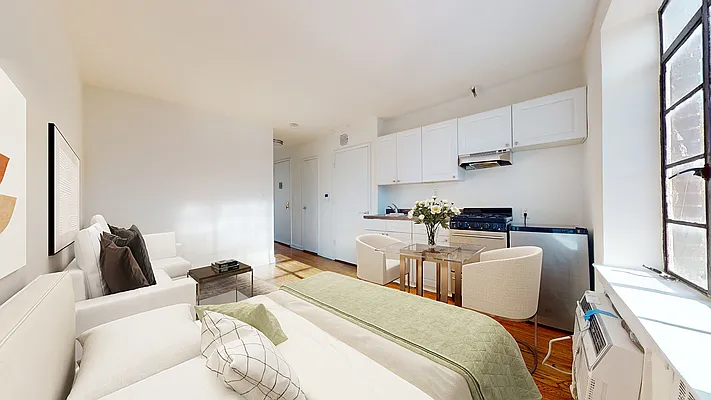 Rented by Bond New York | media 1