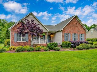 128 Covington Dr, Advance, NC 27006