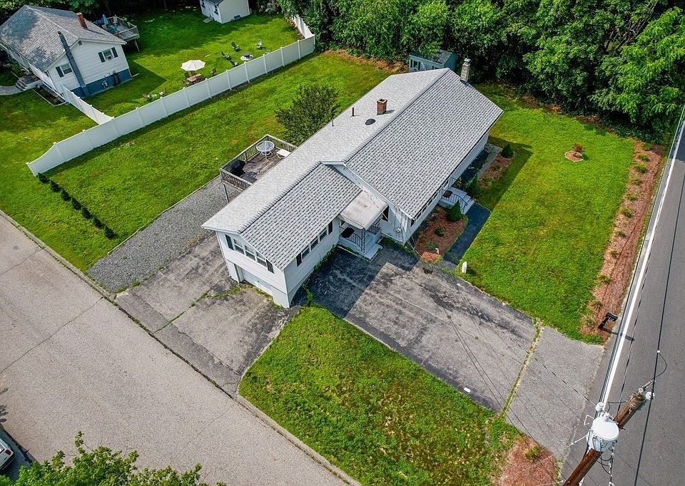 1212 Hildreth St, Dracut, MA 01826 Zillow