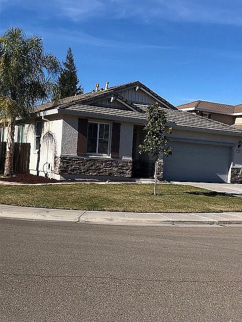 1st image of 1715 Hometown Ln