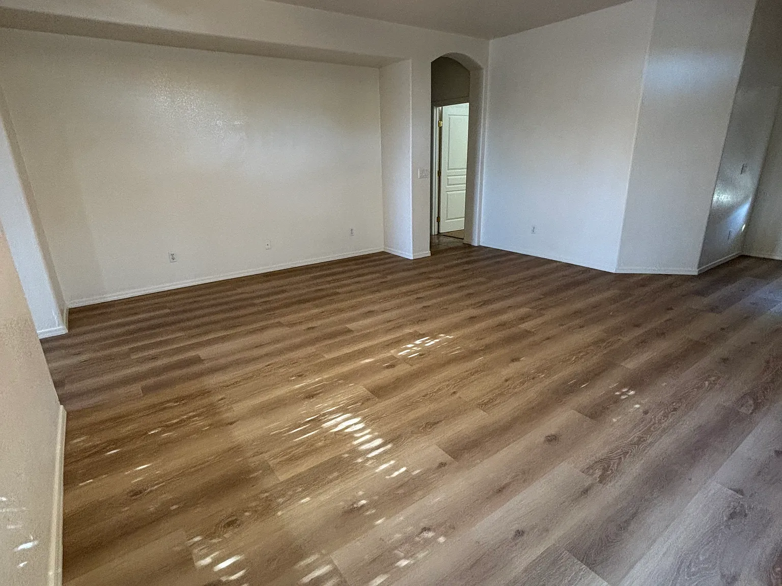 4 bed, 1743 sqft, $2,500 — Photo 4