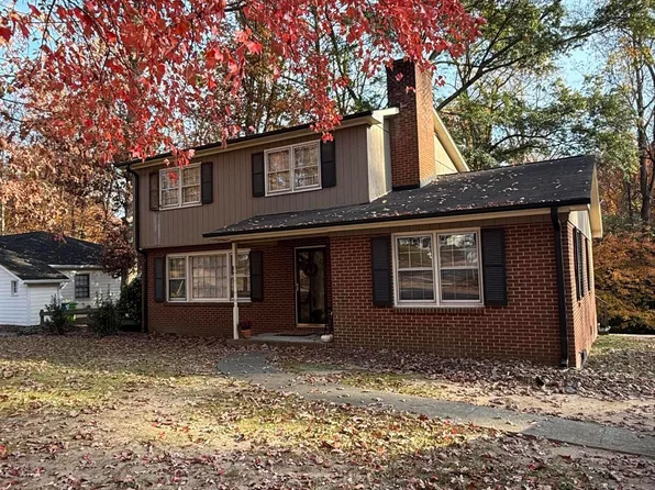 1112 Hardimont Rd, Raleigh, NC 27609