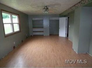 502 Lower Mudlick Rd, Elizabeth, WV 26143