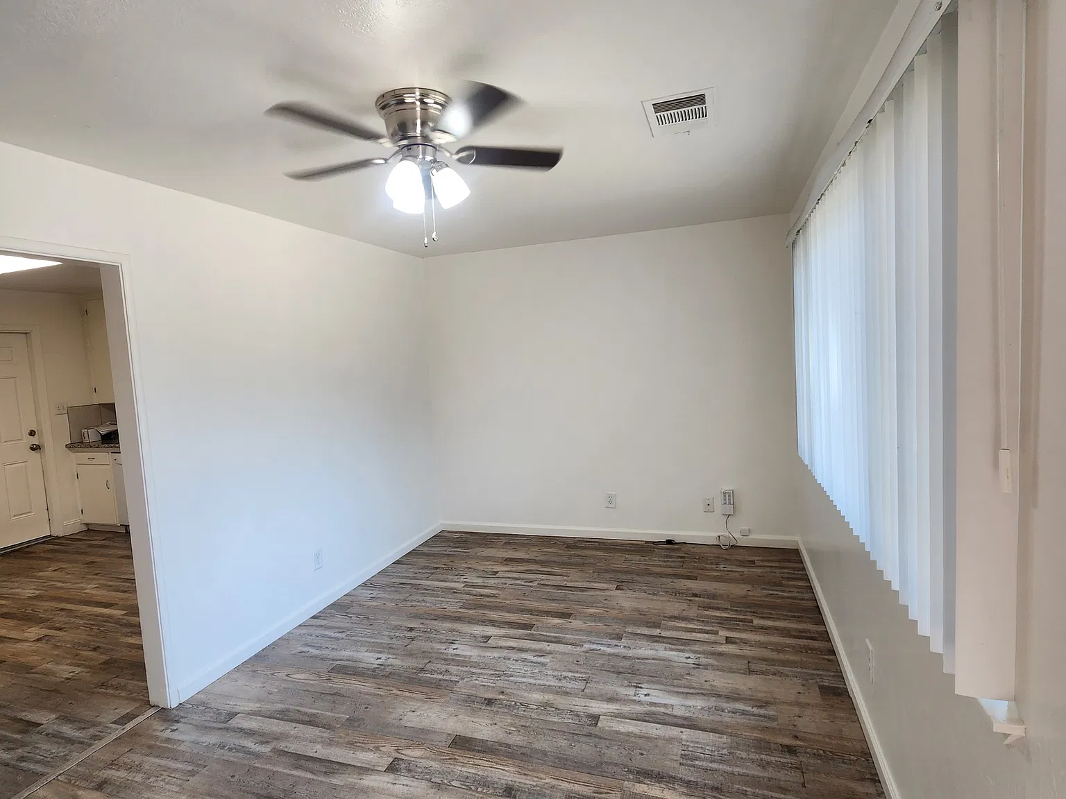 2 bed, 720 sqft, $1,475 — Photo 3