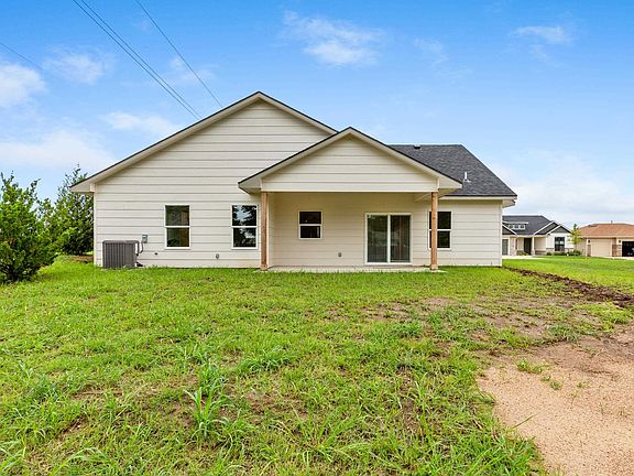 3rd image of 4328 N Sunny Ln