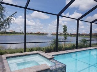 2034 Mustique St, Naples, FL 34120