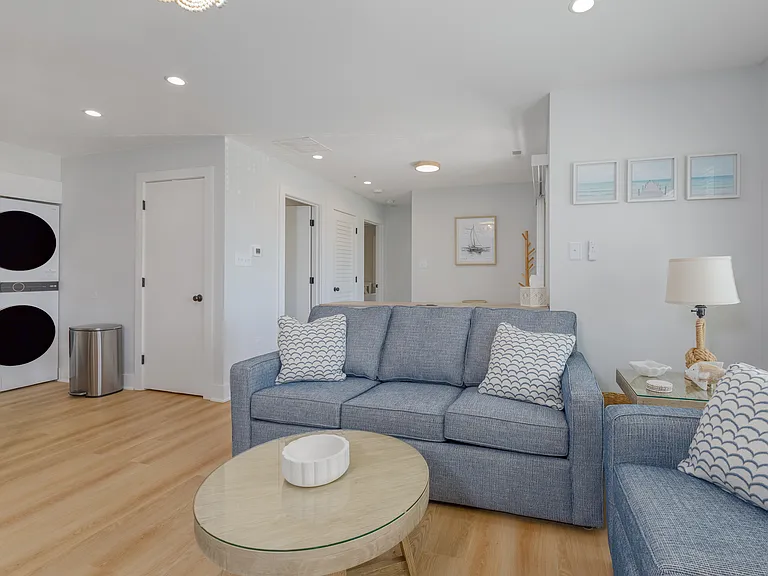 728A West Ave — Photo 11