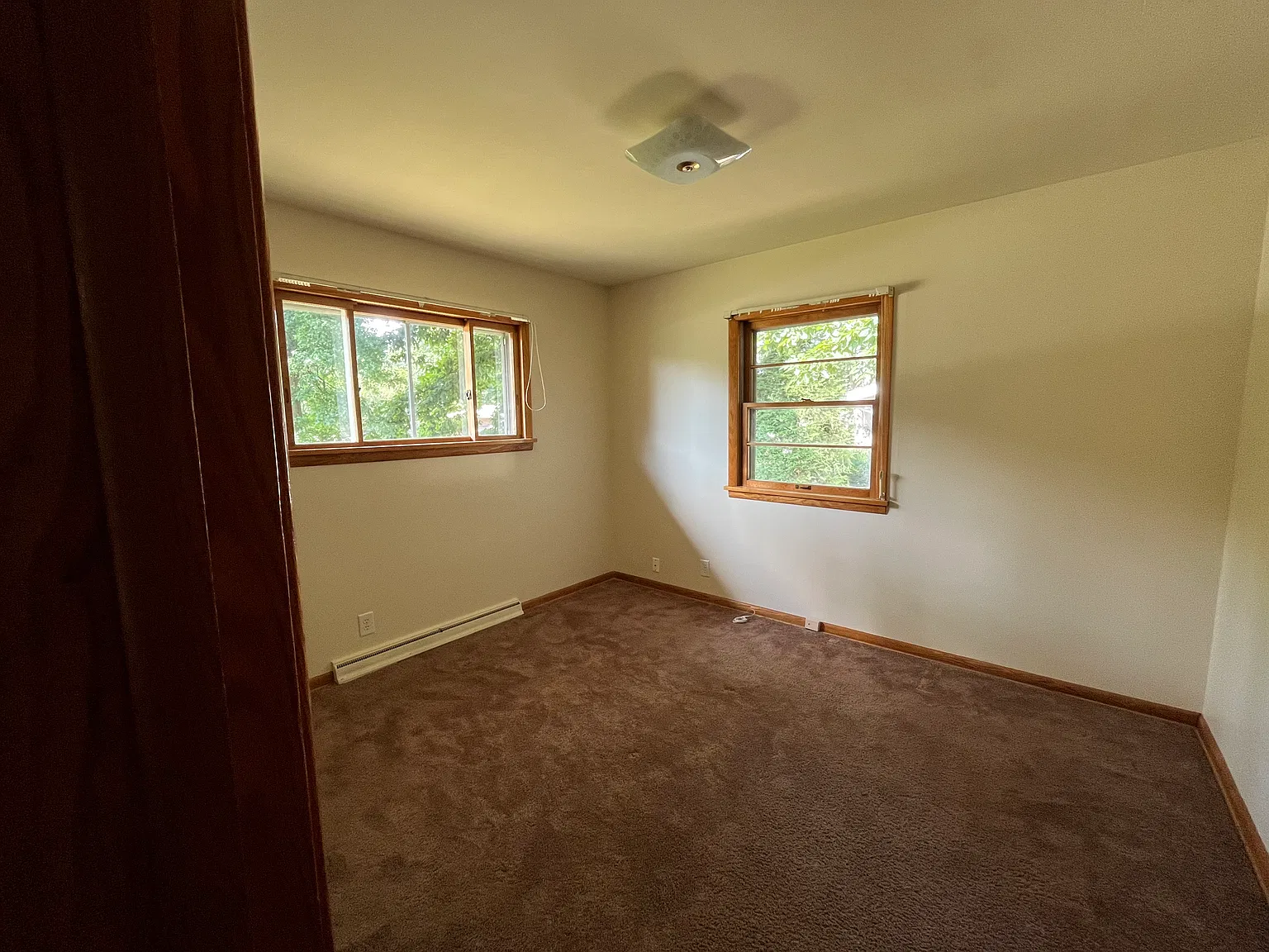 3 bed, 1.5 bath, 1125 sqft, $1,700 — Photo 2