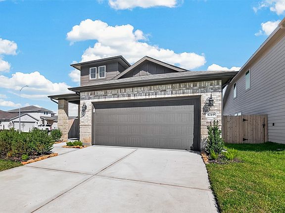 2nd image of 5719 Adamite Way