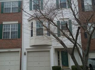 21837 Kings Crossing Ter, Ashburn, VA 20147