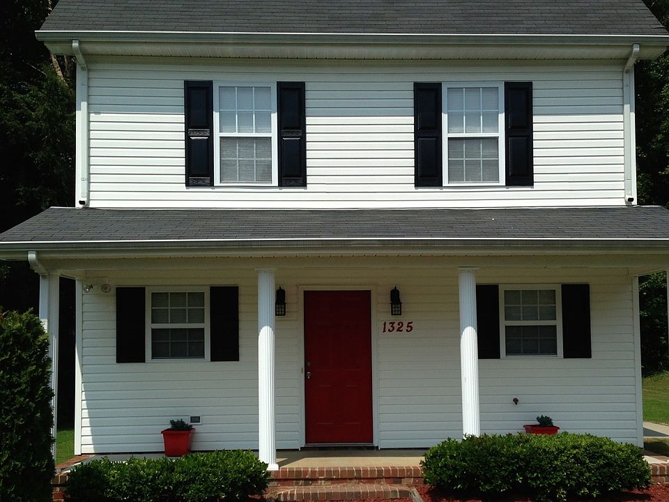 1st image of 1325 Cushing St
