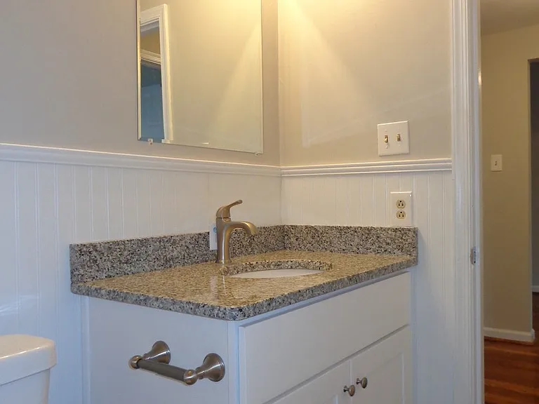 625 W Princess Anne Rd — Photo 11