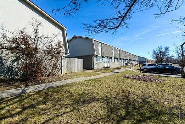 2 bed, 1150 sqft, $1,200 — Photo 1