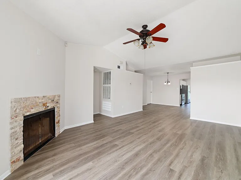 3770 Lovers Wood Ln #709 — Photo 8