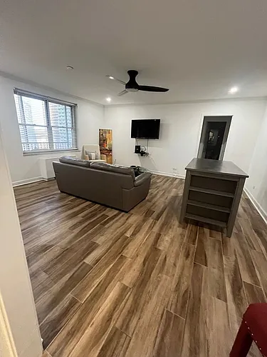 300 Peachtree St NE #15F Photo 1