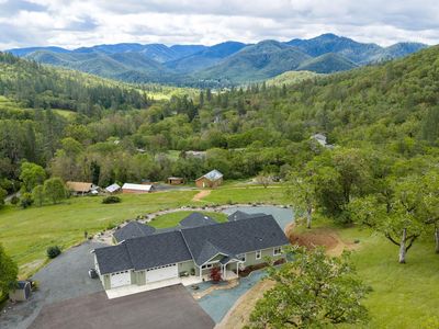 1455 Sardine Creek Rd, Gold Hill, OR, 97525