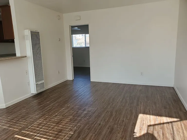 4033 Florida St — Photo 11