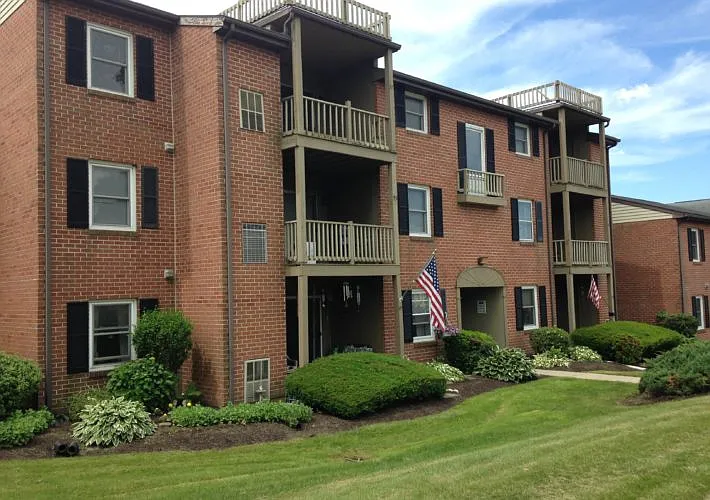 Meadows East — Photo 2