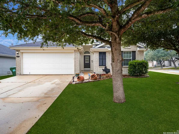 4105 WENSLEDALE DR, Schertz, TX 78108