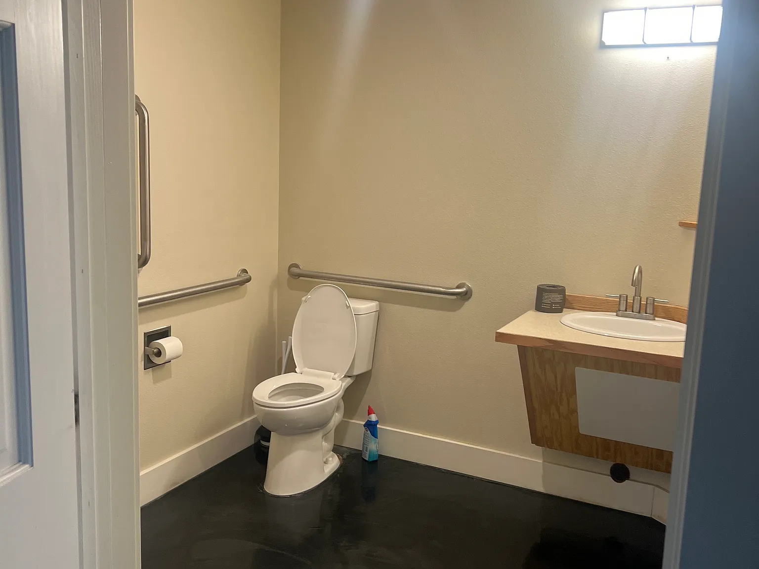 2 bed, 1000 sqft, $2,800 — Photo 4