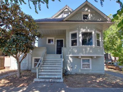 1026 U St, Sacramento, CA, 95818