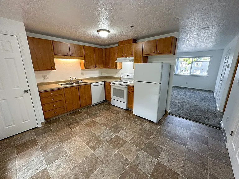 3446-3462 Hadley St NE — Photo 6
