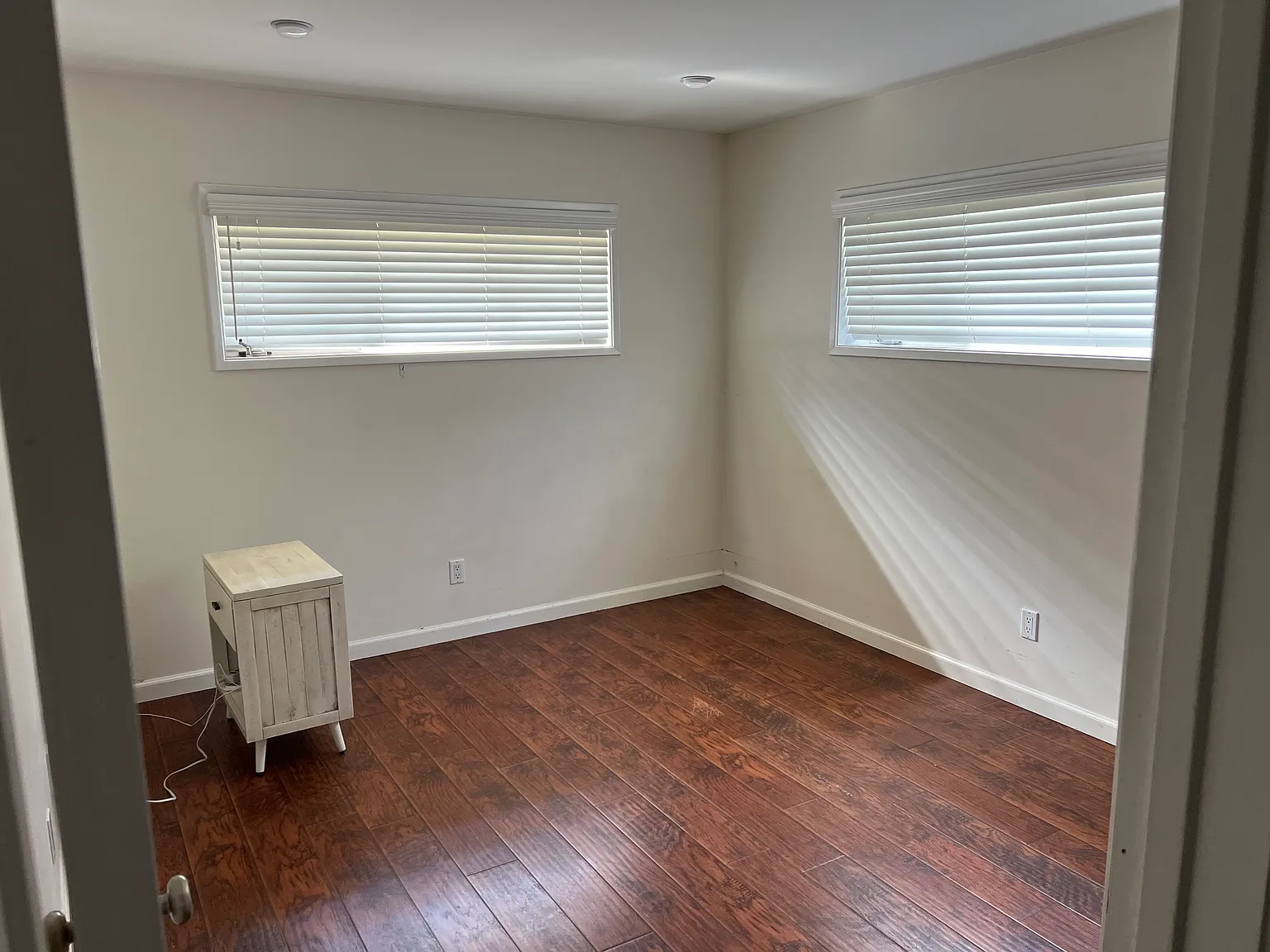 13830 Burbank Blvd — Photo 1
