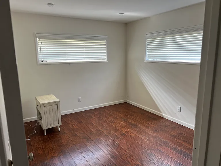 13830 Burbank Blvd #A — Photo 1