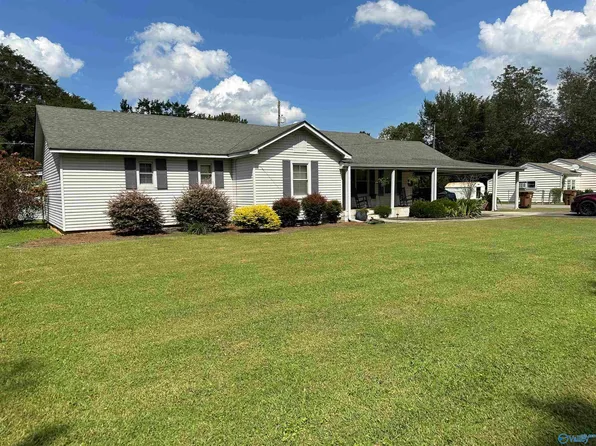 659 North St, Moulton, AL 35650